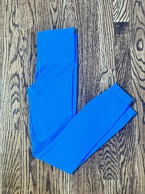 lululemon Wunder Unders | Size 2 | Light Blue